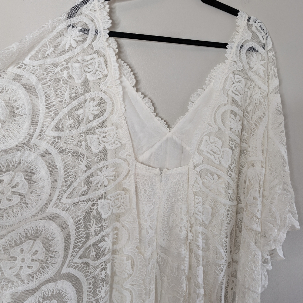 Jen's Pirate Booty Lily-white Swangsong Lace Maxi Dress - Picture 9 of 13